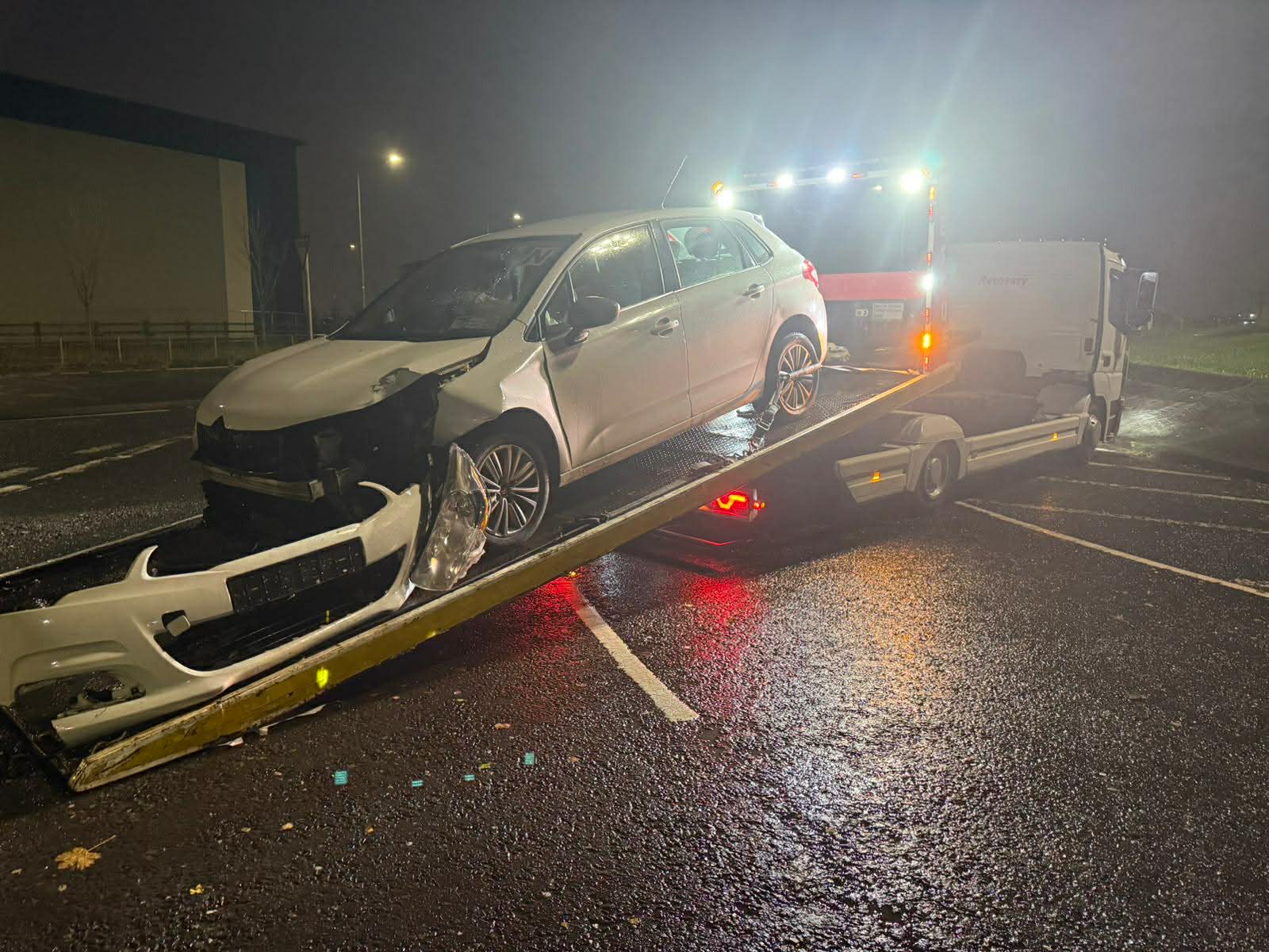 24-7-vehicle-Recovery_towing service