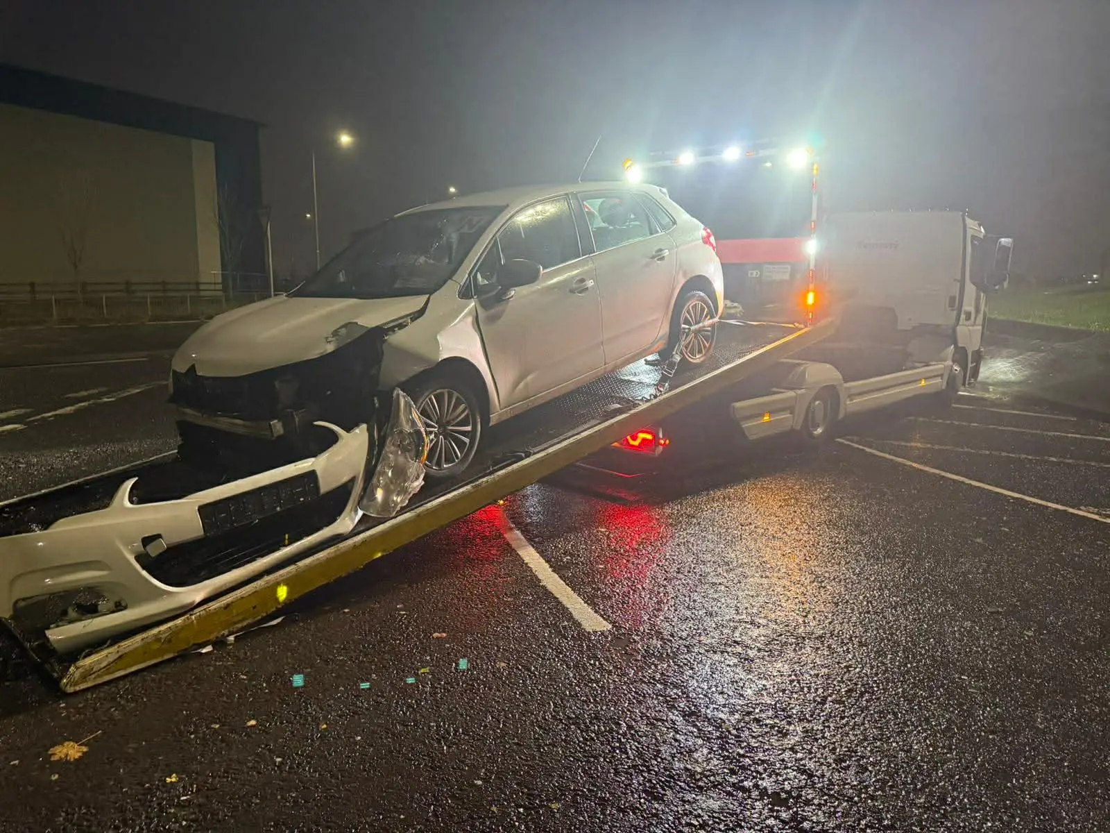 24-7-vehicle-Recovery_towing service